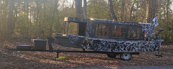 World’s Smallest Houseboat Record Attempt Heads for the Albemarle Loop